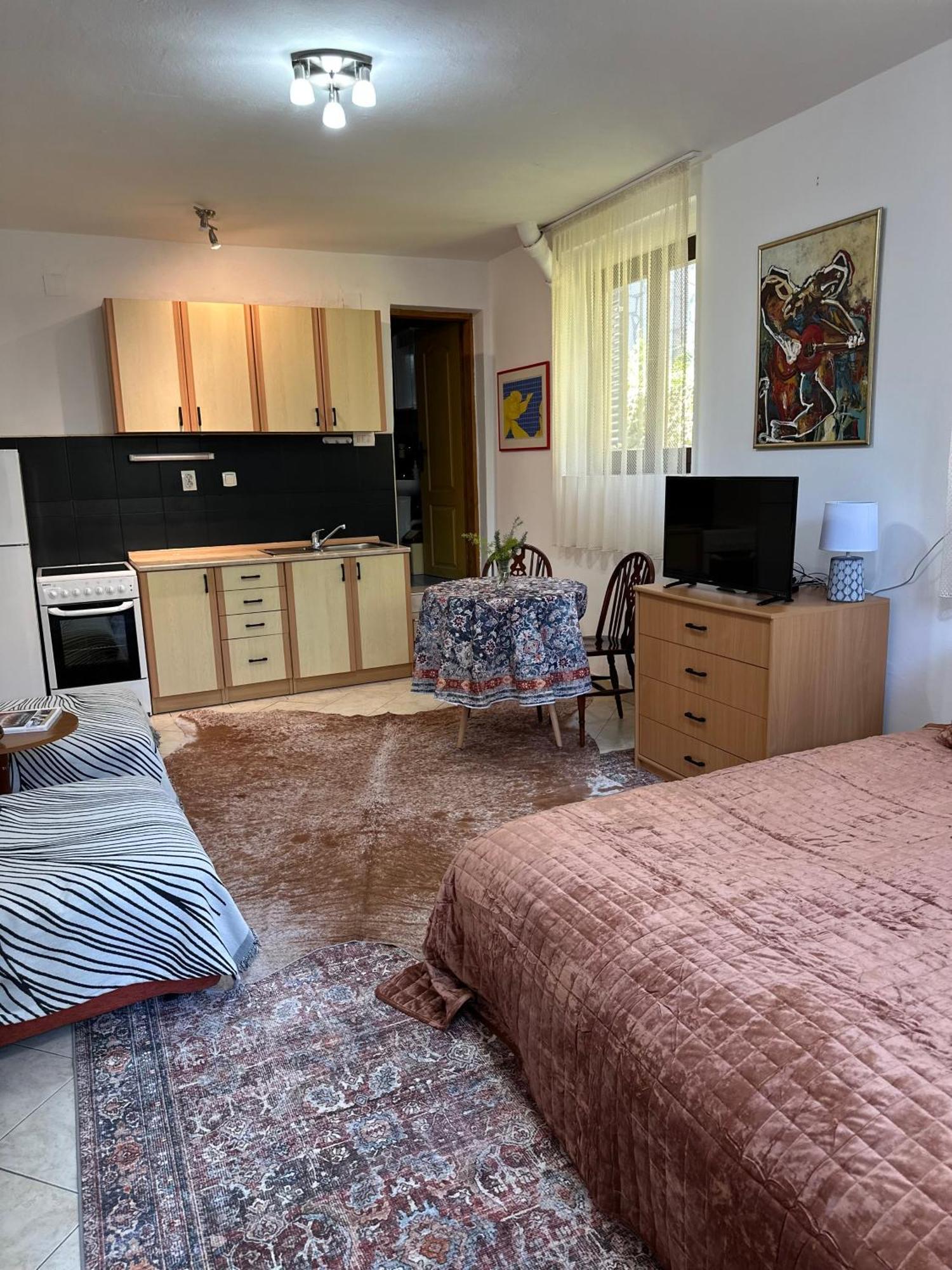 Studio Apartment Palma تْشيرسيك نوفي المظهر الخارجي الصورة
